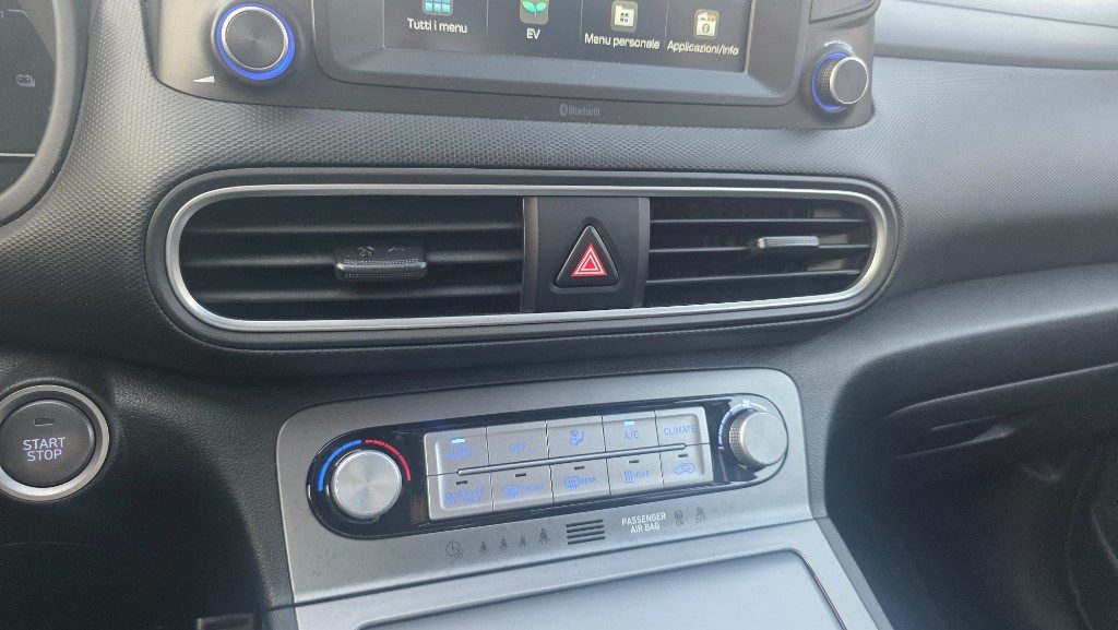 HYUNDAI Kona EV 64 kWh XPrime - 14