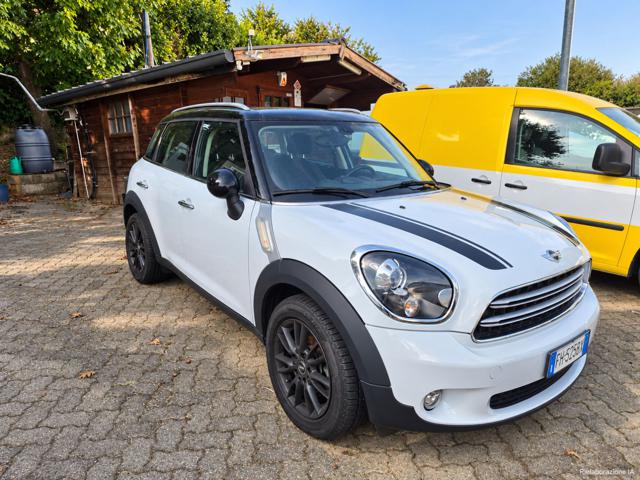 MINI Countryman Bianco pastello