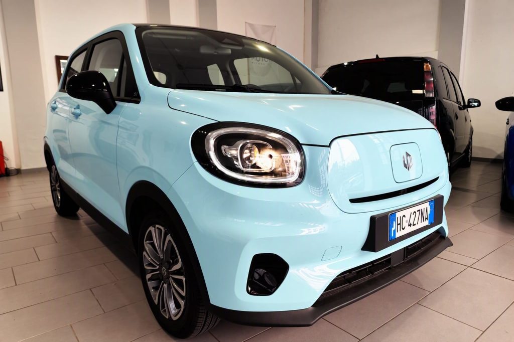 LEAPMOTOR T03 usata in vendita da DLG Motors — foto 1 di 15