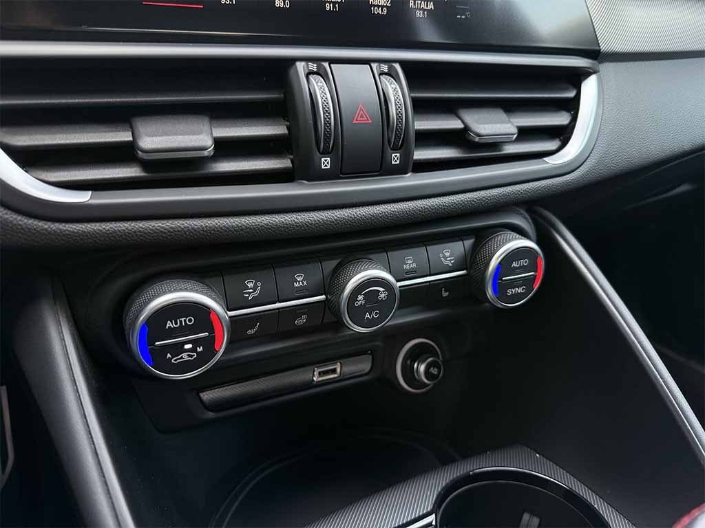 ALFA ROMEO Giulia 2.2 t Competizione Q4 PREZZO REALE IVA ESPOSTA - 16