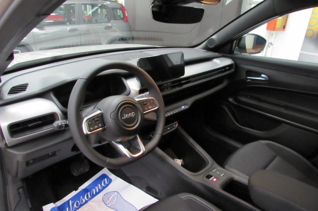 JEEP Avenger 1.2 Turbo 110 CV MHEV BLACK EDITION KMZERO - 8