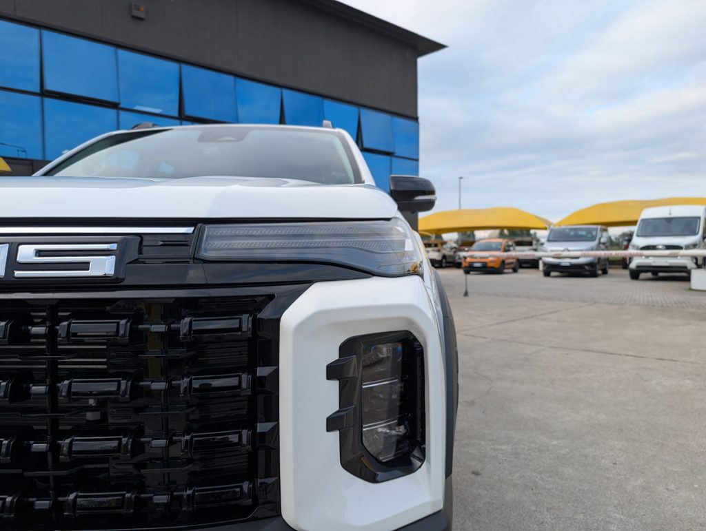 MAXUS T60 2.0 AWD Luxury AT 216 CV PRONTA CONSEGNA - 8