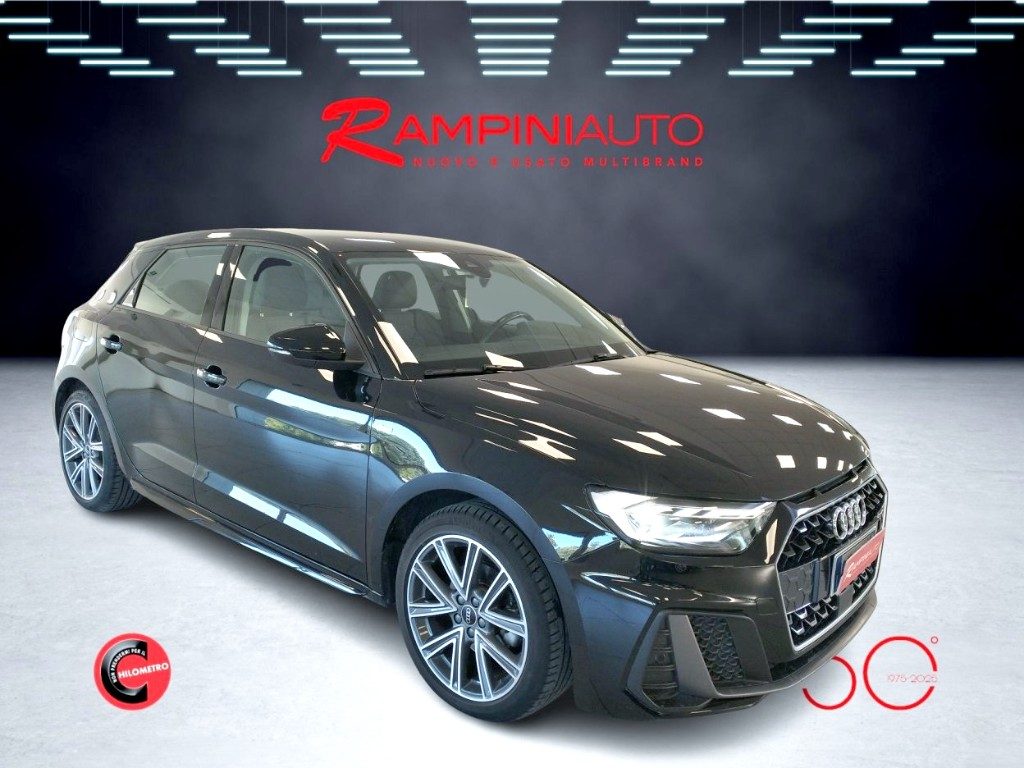 AUDI A1 SPB 30 TFSI S tronic Identity Black Km 25.000 Iva - 5