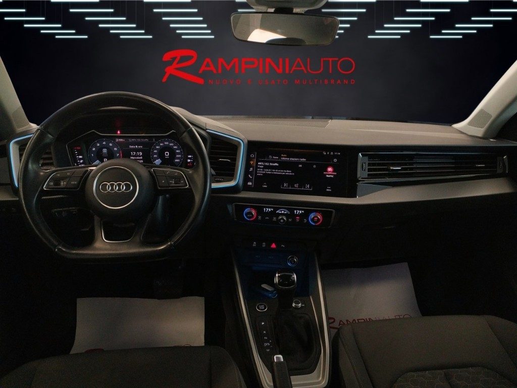 AUDI A1 SPB 30 TFSI S tronic Identity Black Km 25.000 Iva - 14