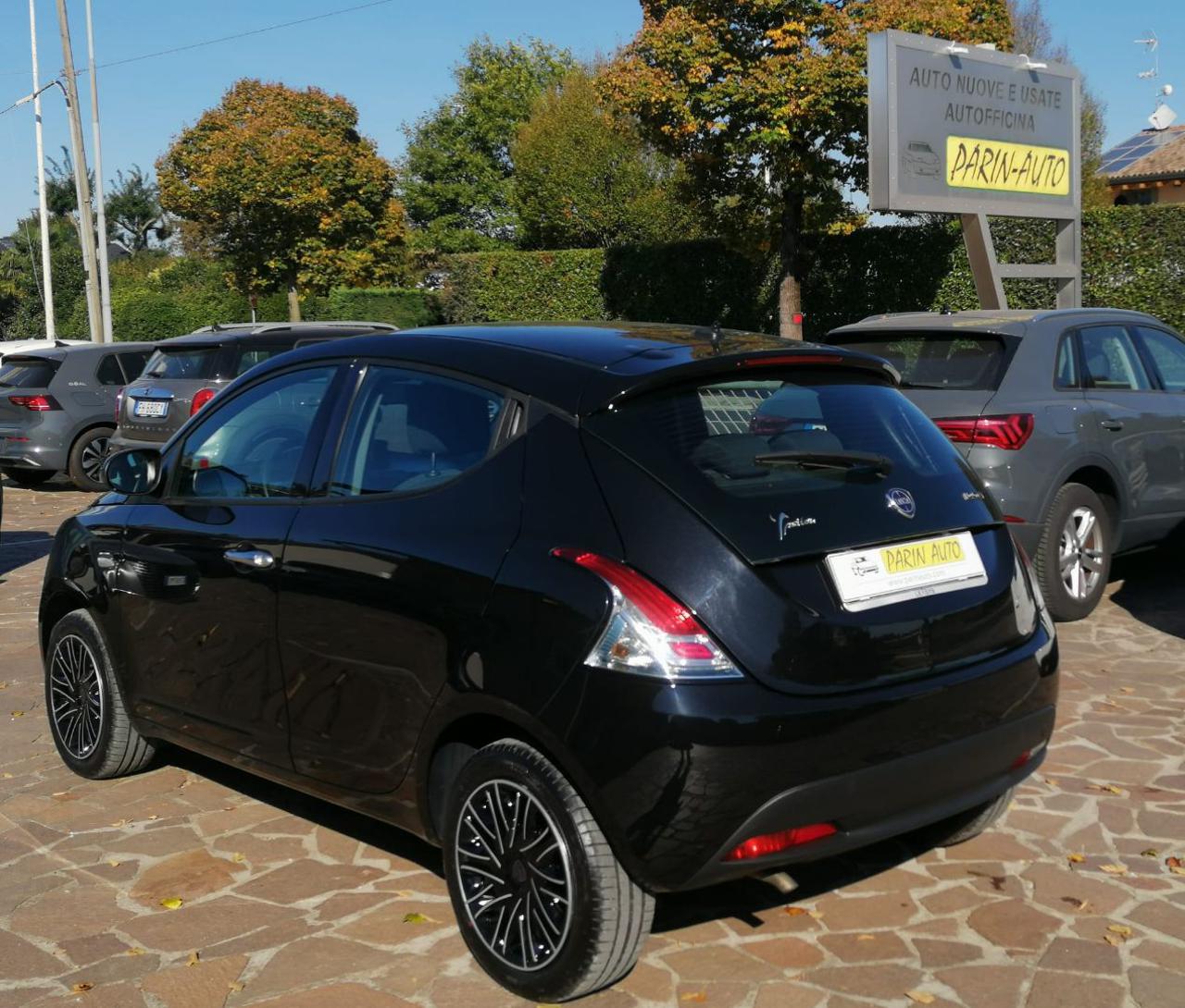 LANCIA Ypsilon 1.0 FireFly 5 porte S&S Hybrid Silver - 5