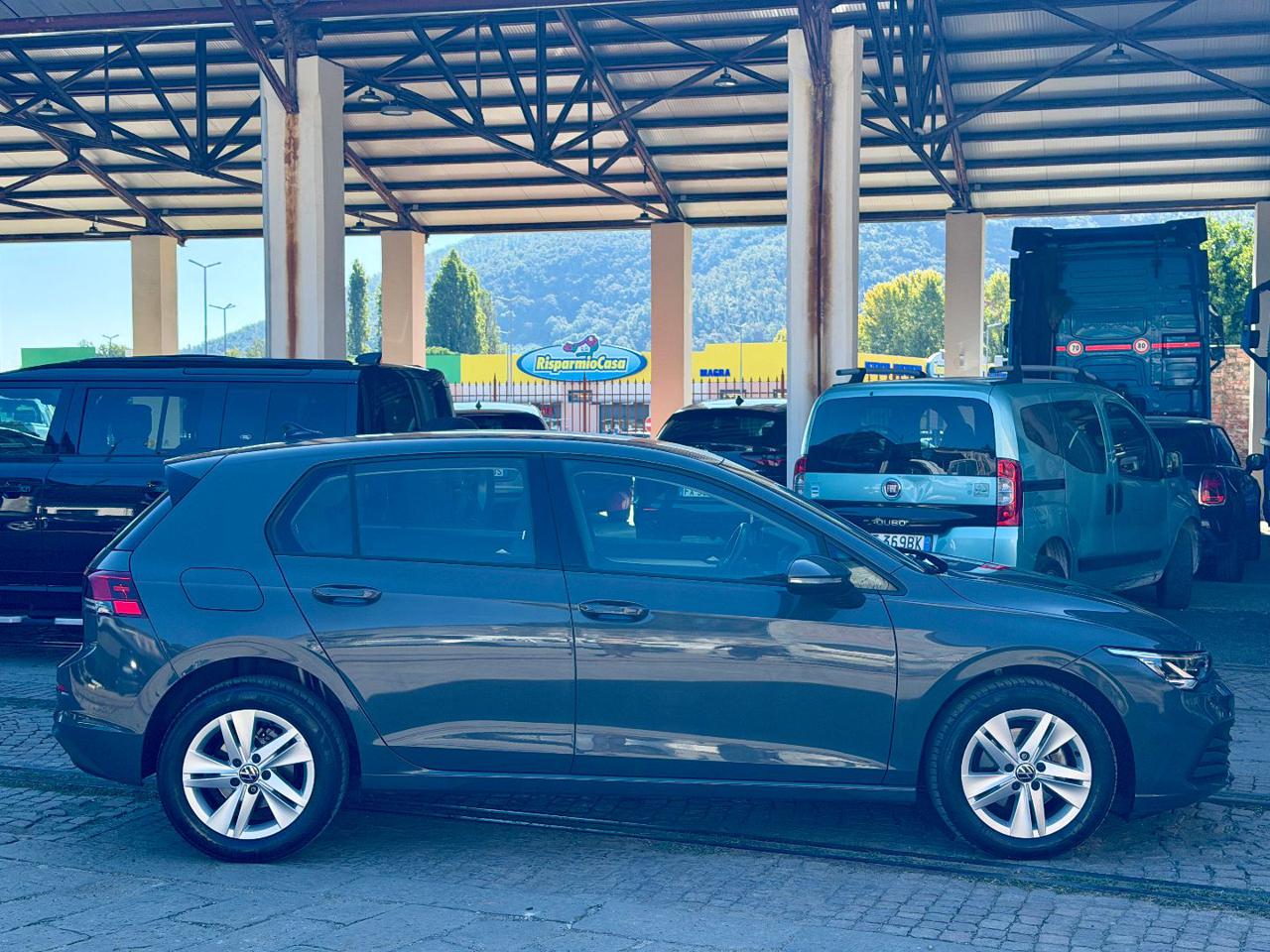 VOLKSWAGEN Golf 1.0 eTSI EVO DSG Life - 4