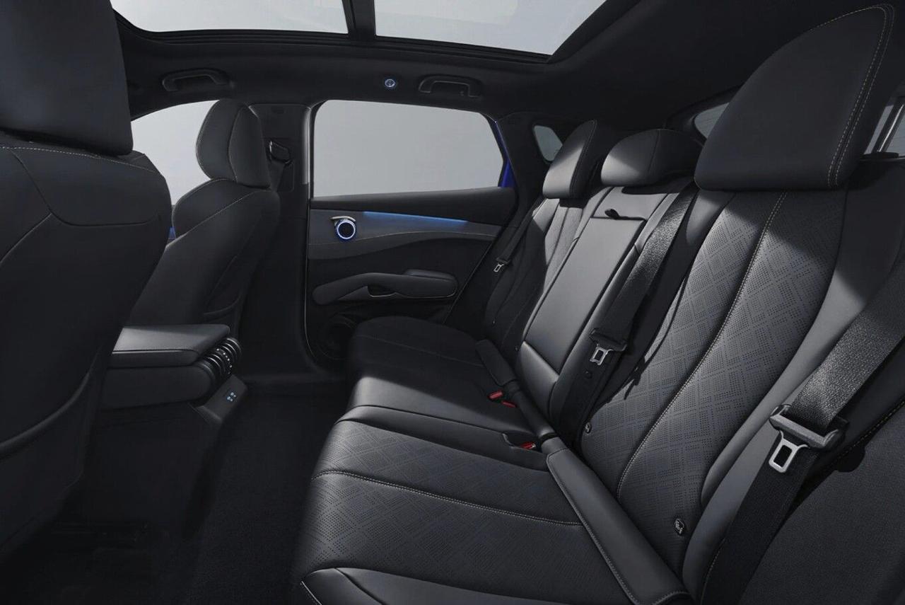 BYD Atto 3 74,8 kWh  312cv Design 510km autonomia - 4