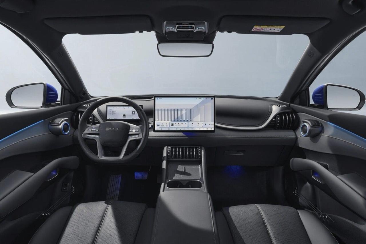 BYD Atto 3 74,8 kWh  312cv Design 510km autonomia - 3