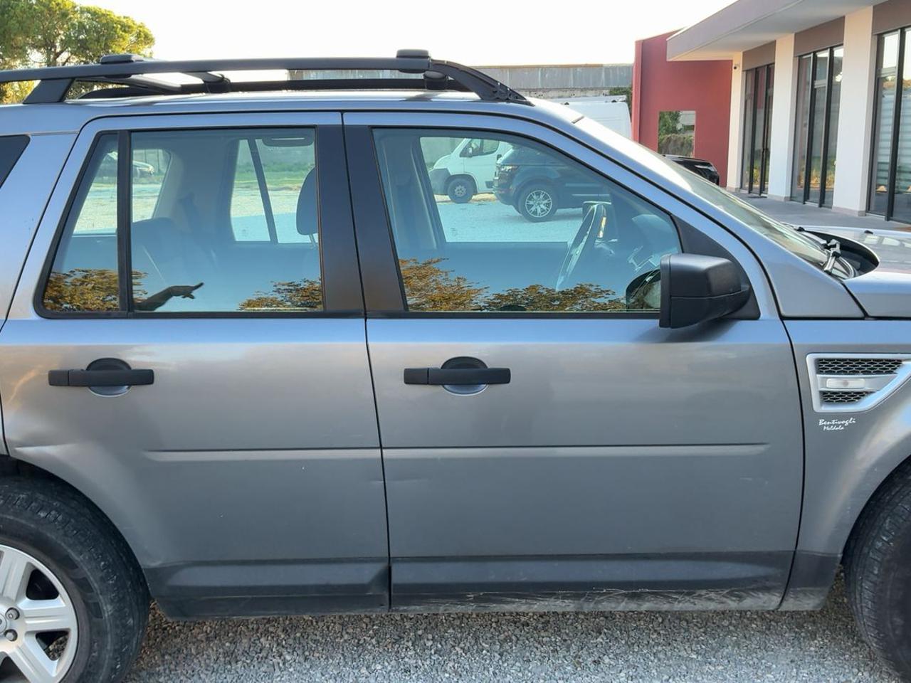 LAND ROVER Freelander 2.2 TD4 S.W. S - 8