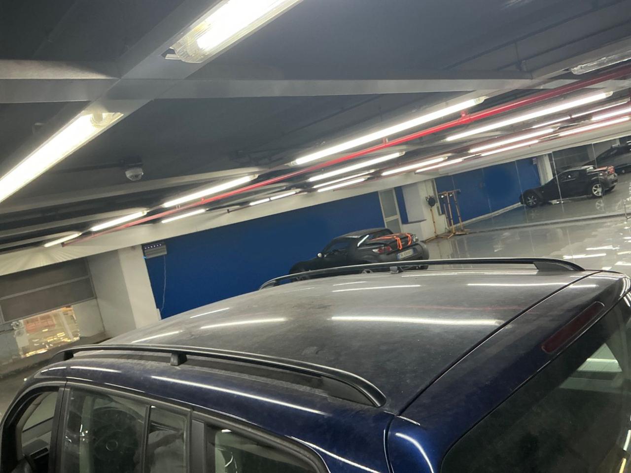 VOLKSWAGEN Touran 1.9 TDI 101CV Trendline - 8