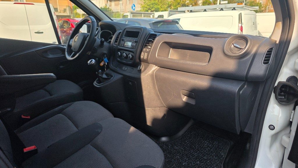 RENAULT Trafic T29 2.0 dCi 120CV PC-TN Ice Officina Mobile E6dtem - 9