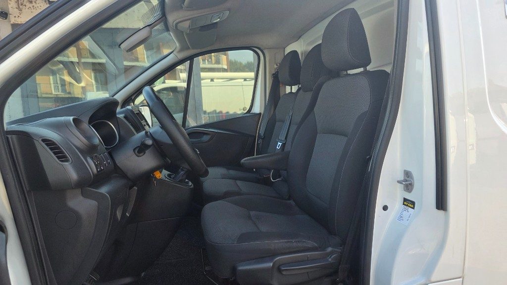 RENAULT Trafic T29 2.0 dCi 120CV PC-TN Ice Officina Mobile E6dtem - 8