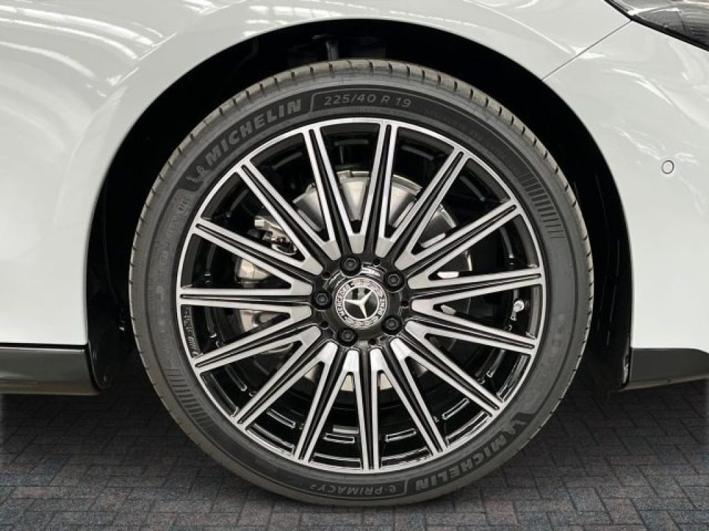MERCEDES-BENZ CLA 220 4Matic AMG Line Premium - 7