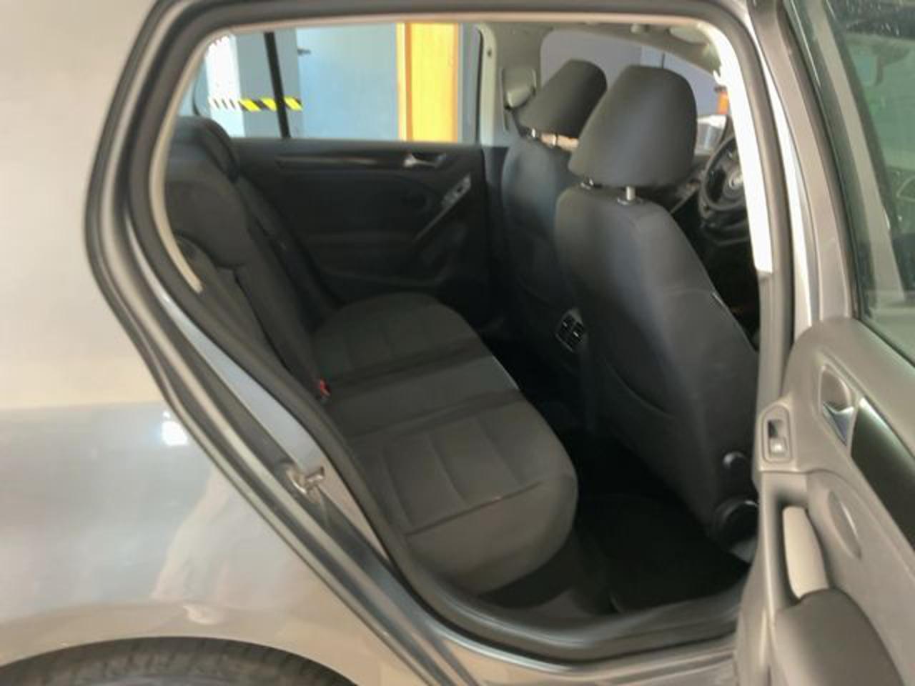 VOLKSWAGEN Golf 2.0 TDI 110CV DPF 5p. CAMBIO AUTOMATICO. - 17