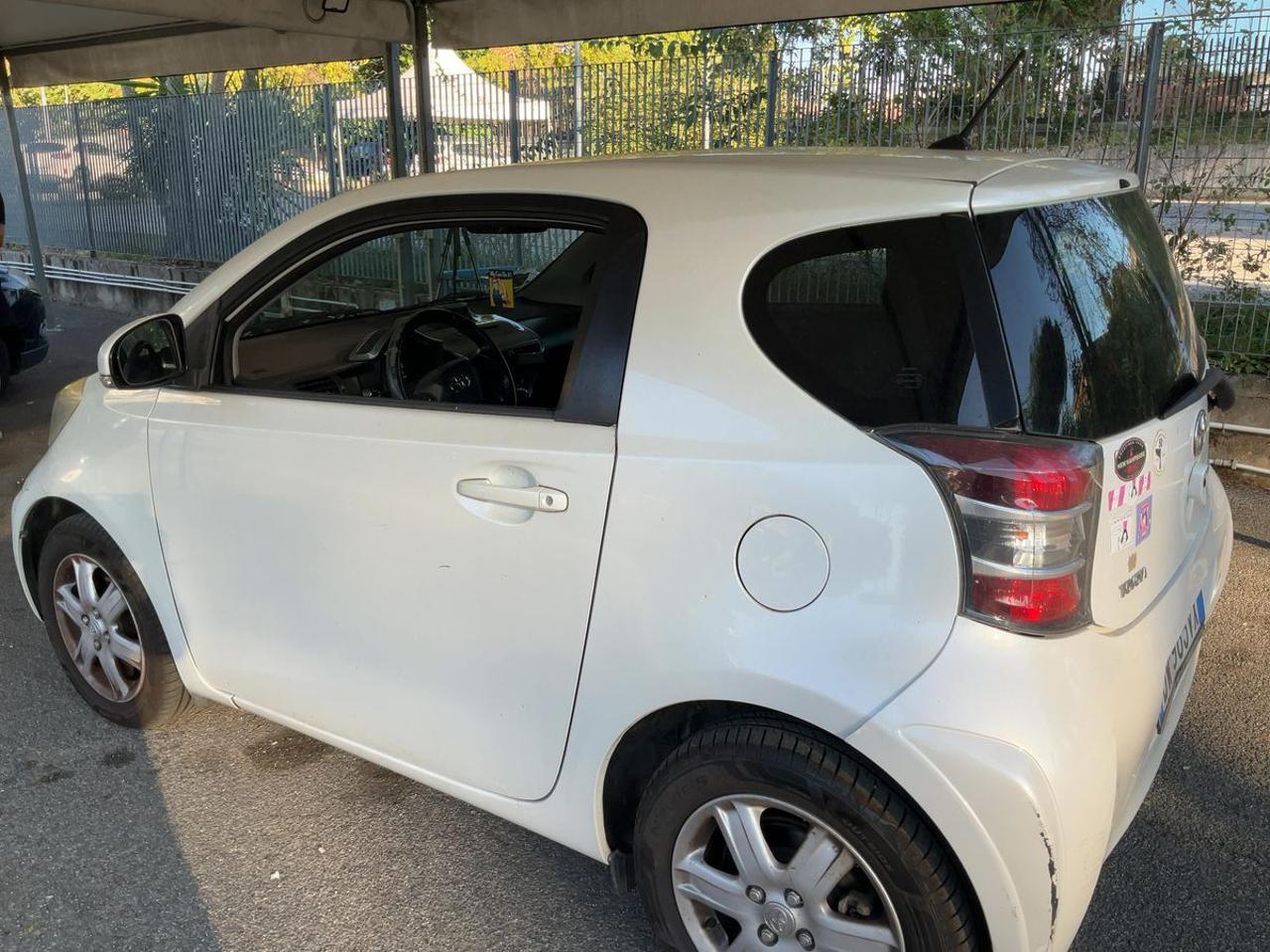 TOYOTA iQ 1.0 - 5