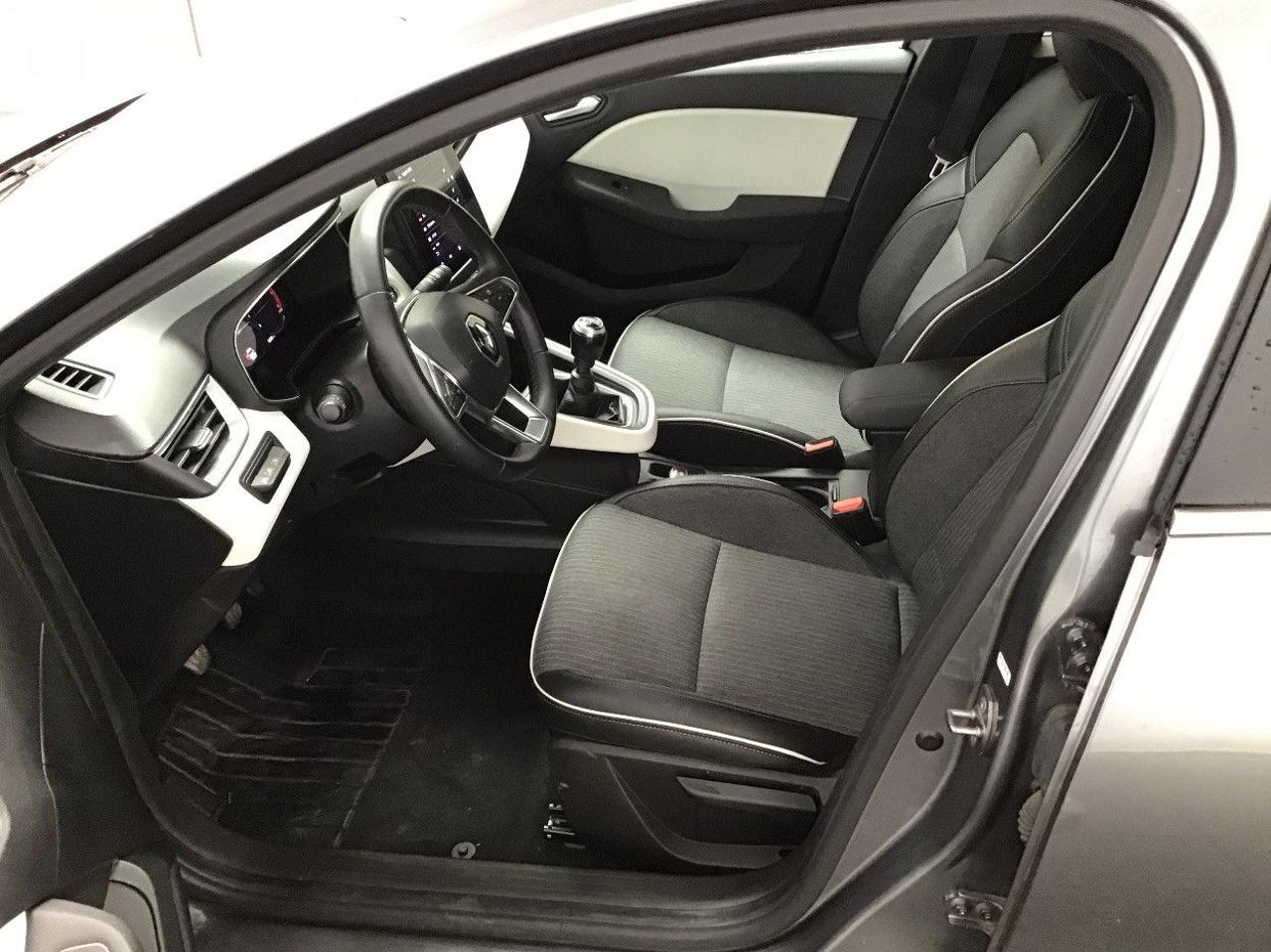 RENAULT Clio TCe 90 CV 5 porte Techno - 4