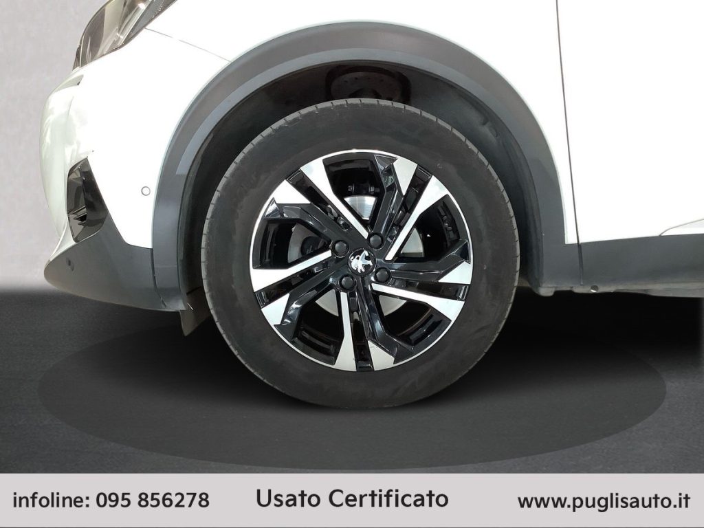 PEUGEOT 2008 BlueHDi 110 S&S GT - 14