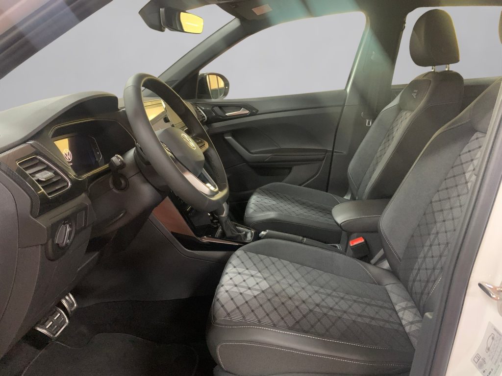 VOLKSWAGEN T-Cross Nuova T-Cross R-Line Plus 1.0 TSI 85 kW (115 CV) D - 7