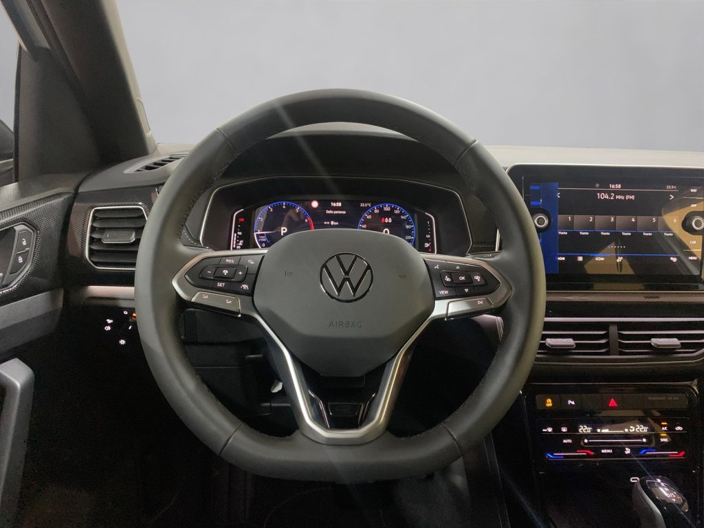 VOLKSWAGEN T-Cross Nuova T-Cross R-Line Plus 1.0 TSI 85 kW (115 CV) D - 9