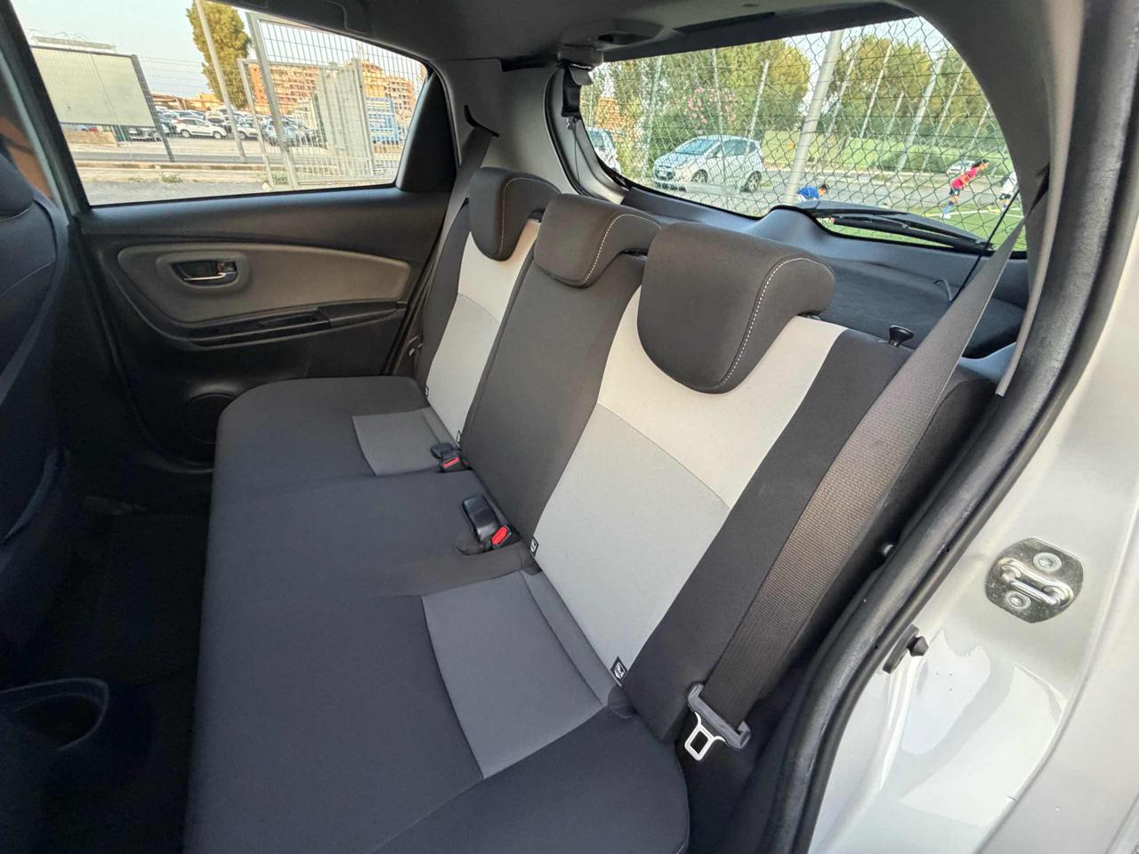 TOYOTA Yaris 1.5 Hybrid 5 porte Active Plus - 19