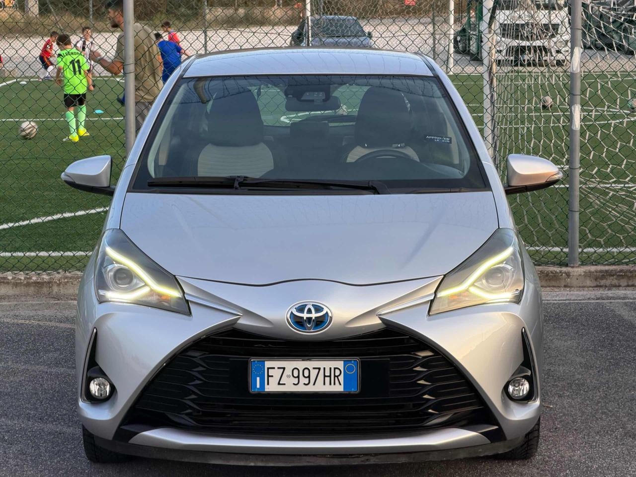 TOYOTA Yaris 1.5 Hybrid 5 porte Active Plus - 18