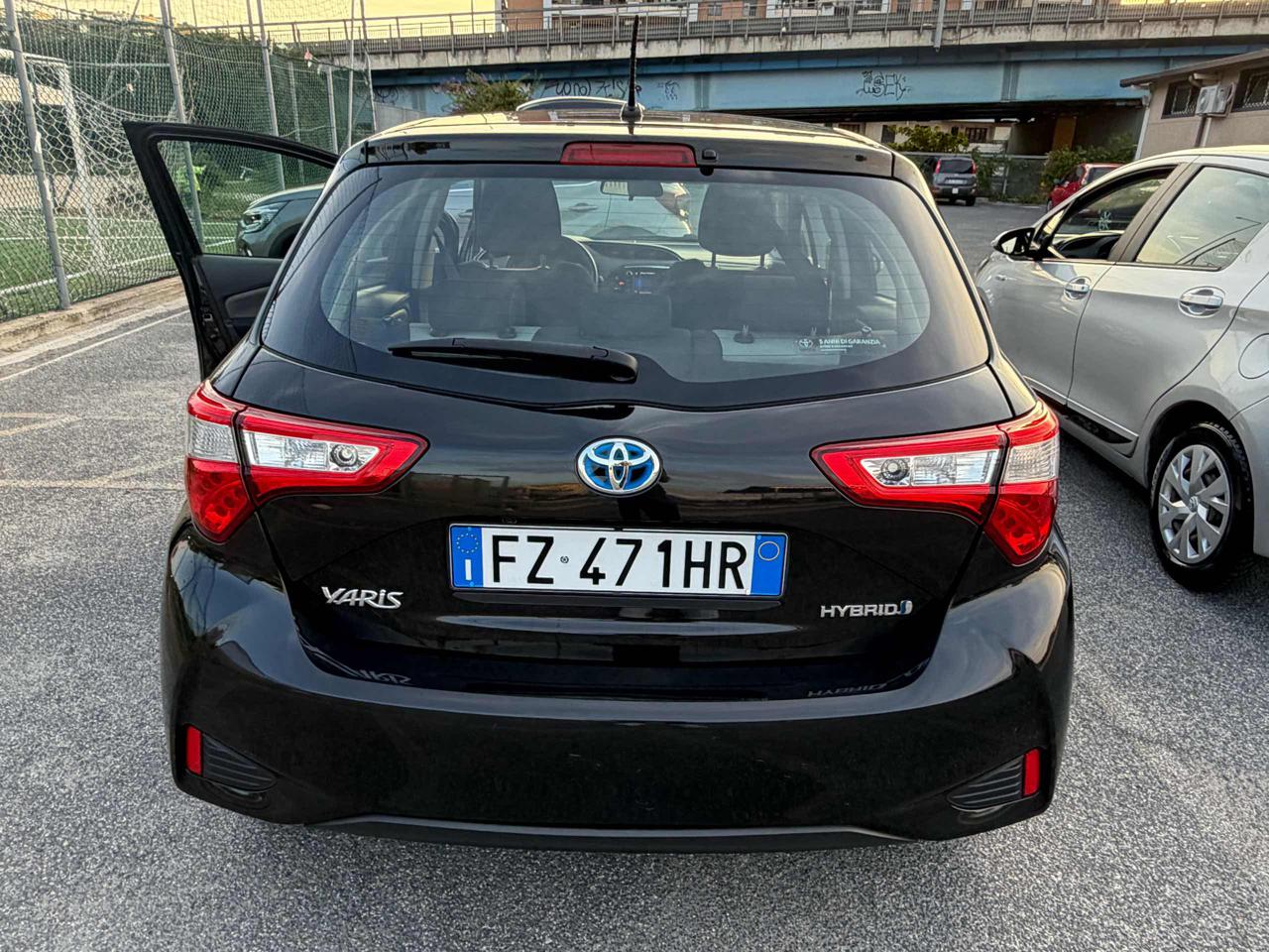 TOYOTA Yaris 1.5 Hybrid 5 porte Active Plus Euro6D - 2
