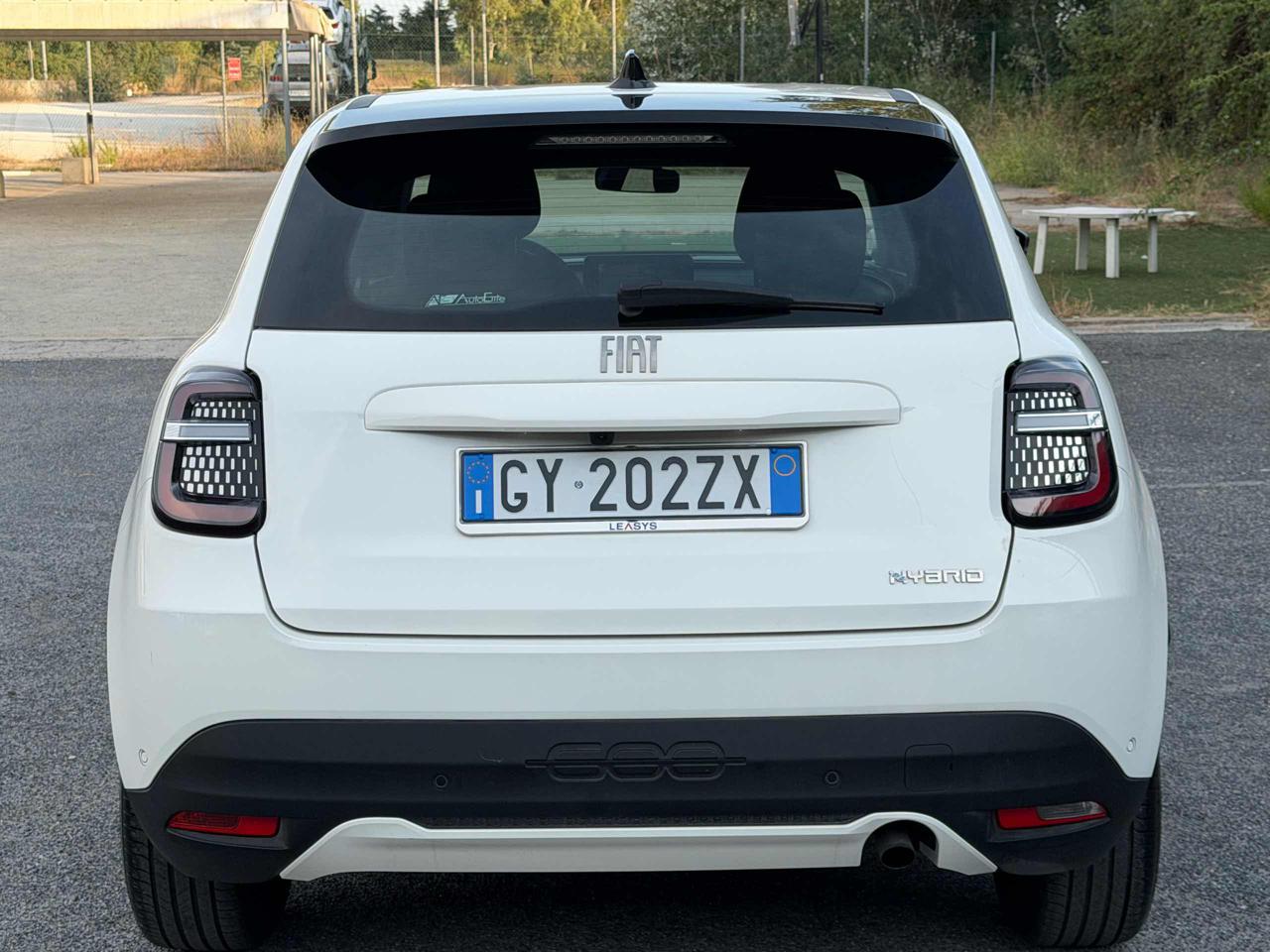 FIAT 600 Hybrid 100 CV DCT MHEV Business - 2