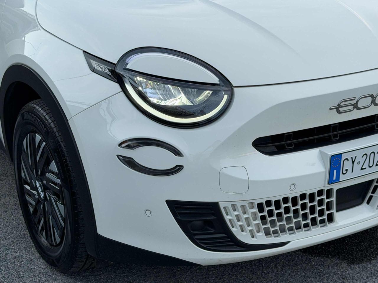 FIAT 600 Hybrid 100 CV DCT MHEV Business - 4