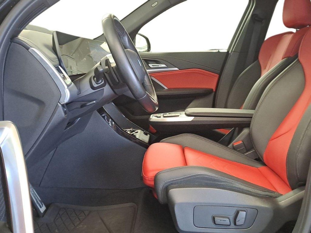 BMW X1 xDrive 23d Msport + Tetto apr. - 10