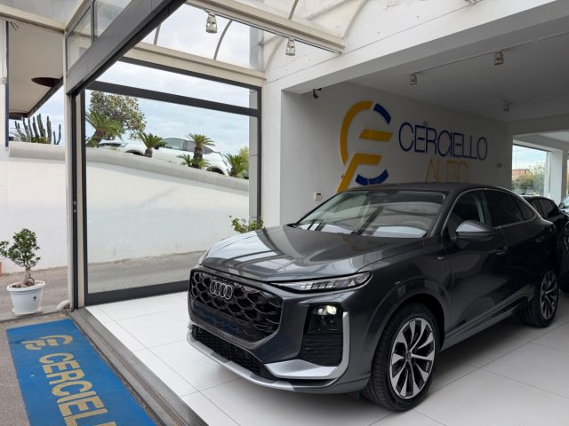 AUDI Q3 Grigio scuro metallizzato