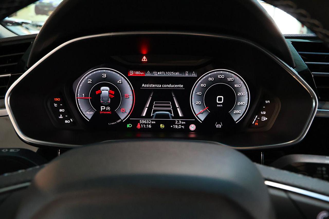 AUDI Q3 35 TDI Sportback Quattro S-Tronic S-Line - 32