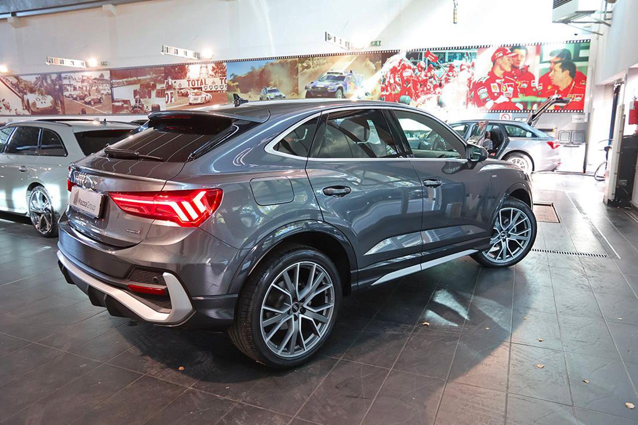 AUDI Q3 35 TDI Sportback Quattro S-Tronic S-Line - 9