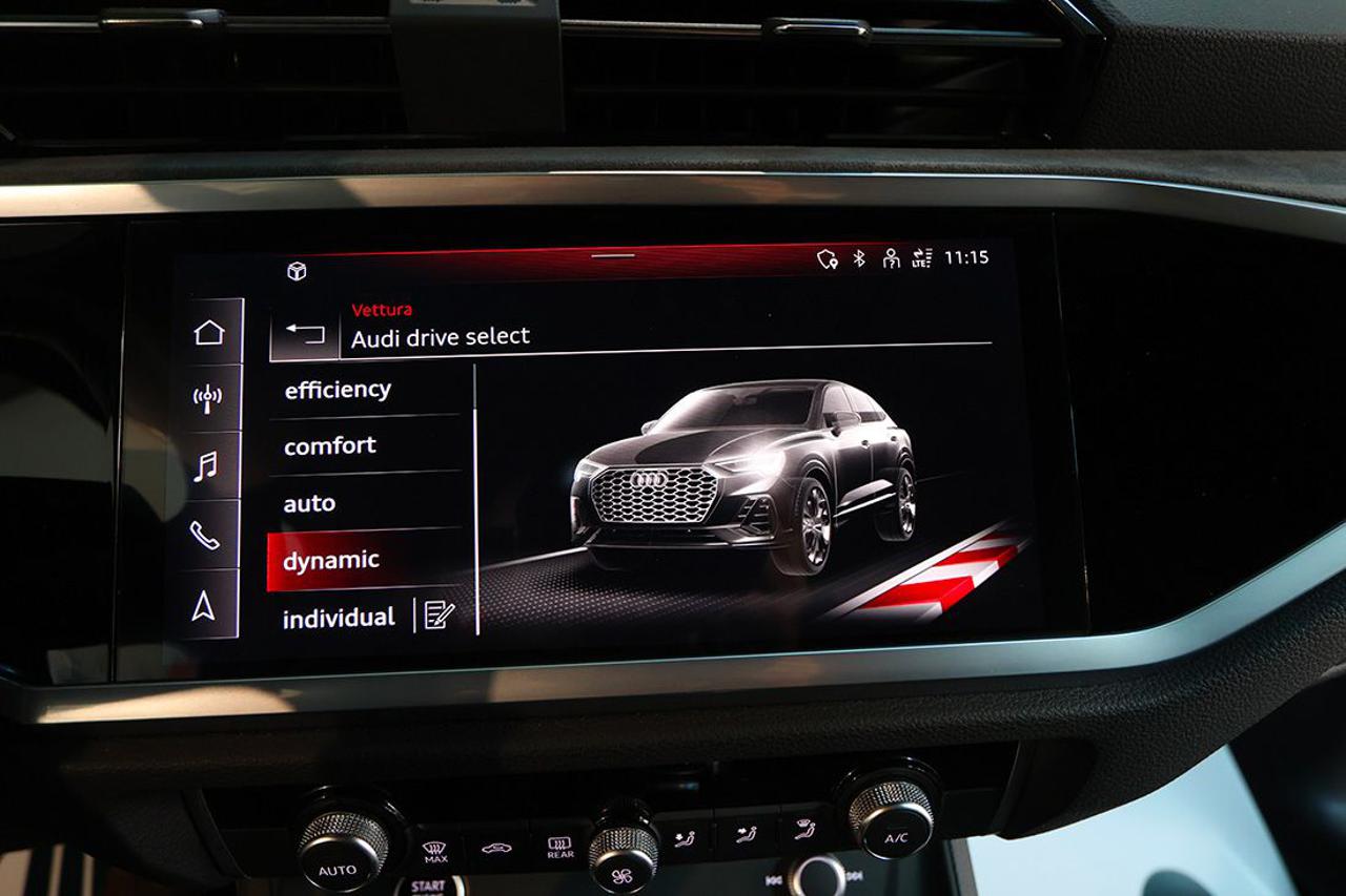 AUDI Q3 35 TDI Sportback Quattro S-Tronic S-Line - 26