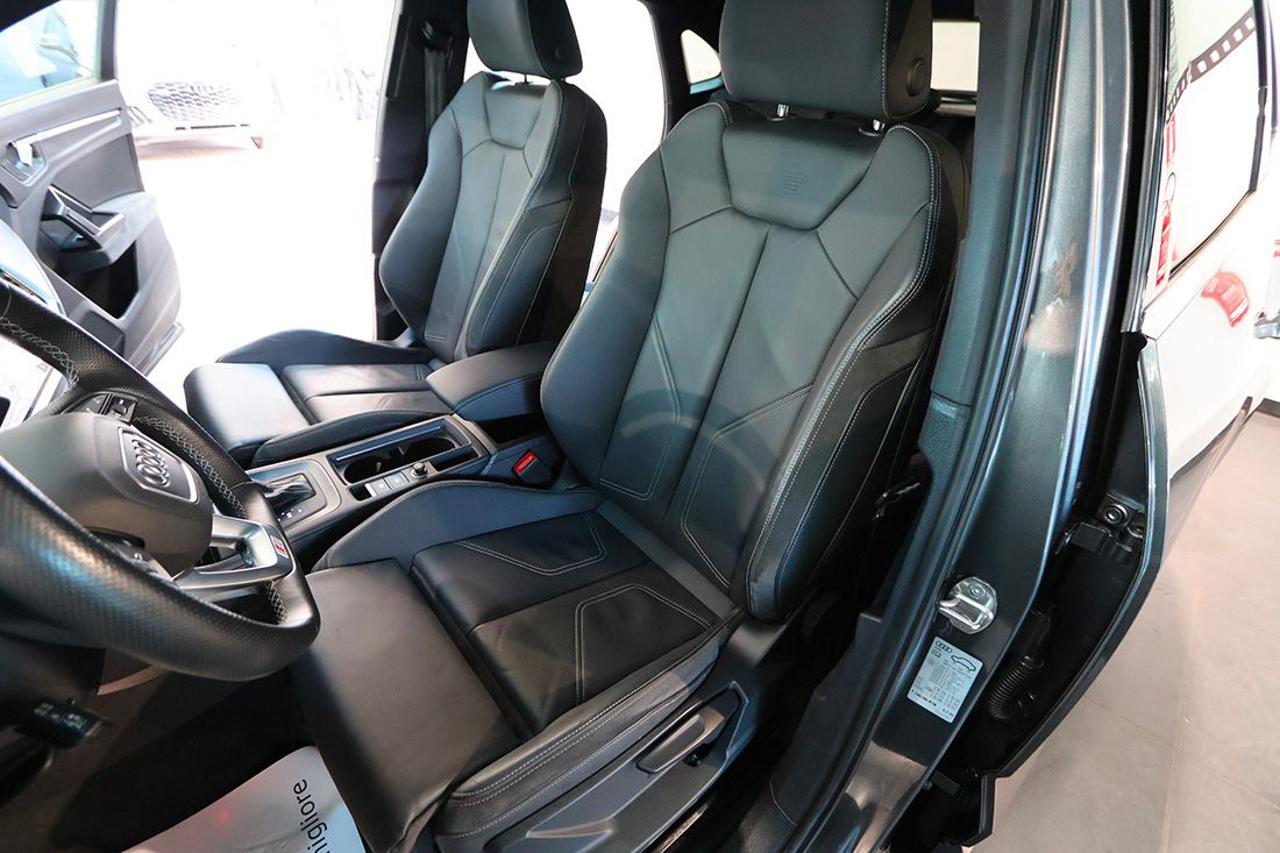 AUDI Q3 35 TDI Sportback Quattro S-Tronic S-Line - 18