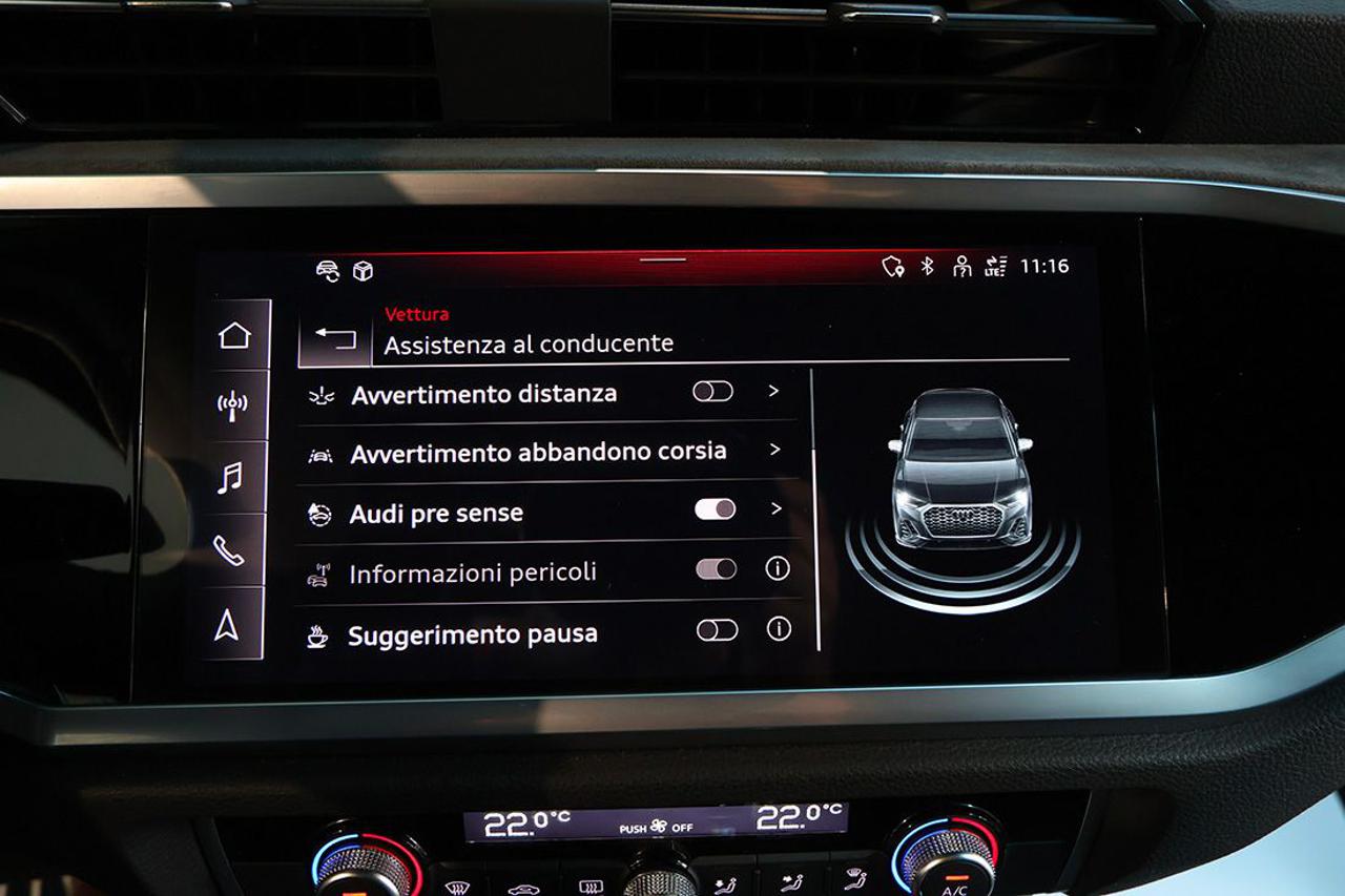 AUDI Q3 35 TDI Sportback Quattro S-Tronic S-Line - 29