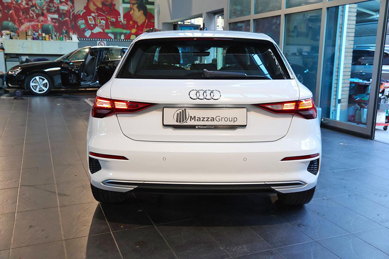 AUDI A3 30 TDI Sportback S-Tronic Business Advanced - 8