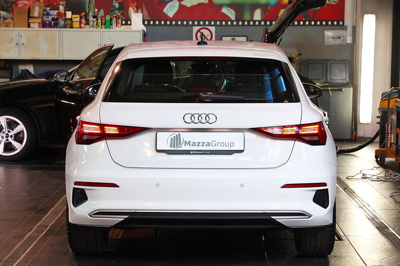 AUDI A3 30 TDI Sportback S-Tronic Business Advanced - 4