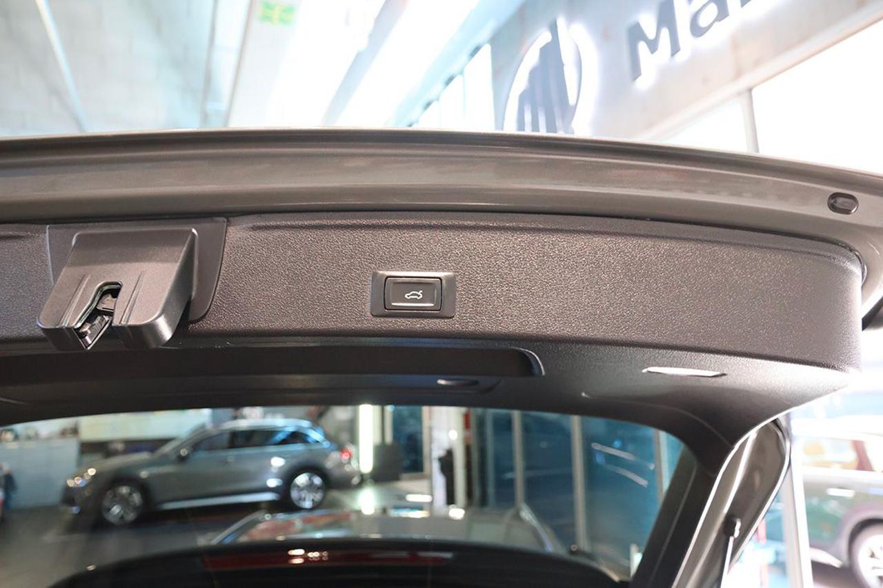 AUDI A4 35 TDI Avant S-Tronic S-Line - 13