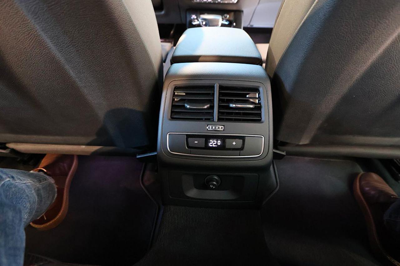 AUDI A4 35 TDI Avant S-Tronic S-Line - 40