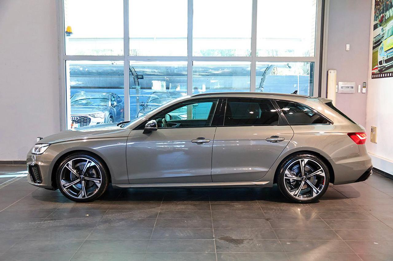 AUDI A4 35 TDI Avant S-Tronic S-Line - 3
