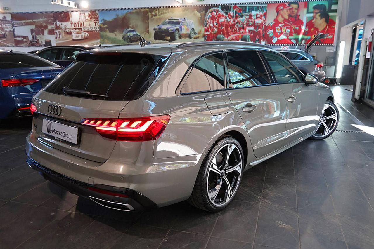 AUDI A4 35 TDI Avant S-Tronic S-Line - 9