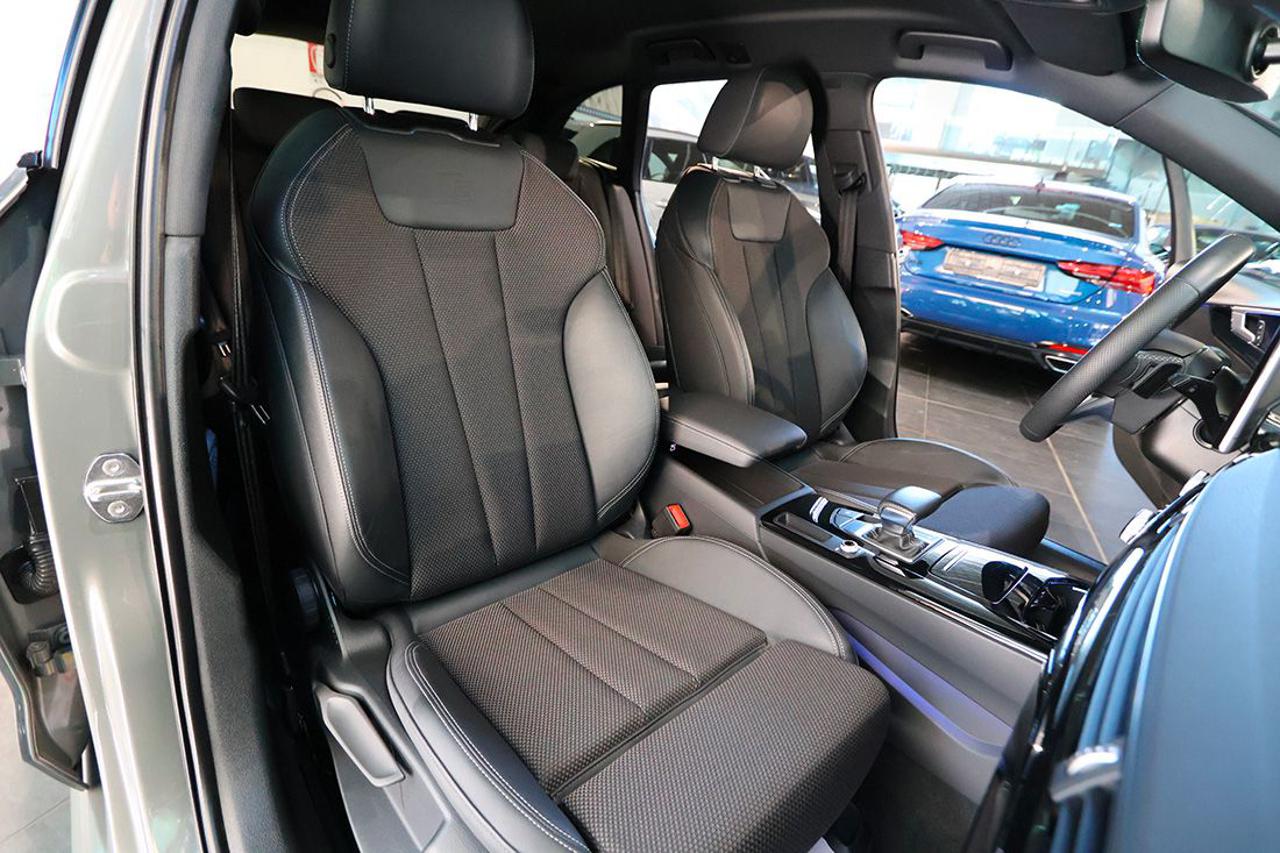 AUDI A4 35 TDI Avant S-Tronic S-Line - 17