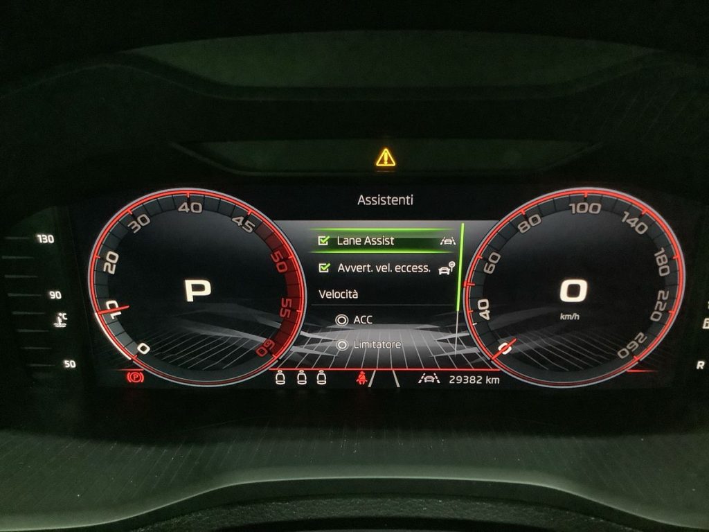 SKODA Karoq 2.0 TDI SCR DSG SportLine - 16