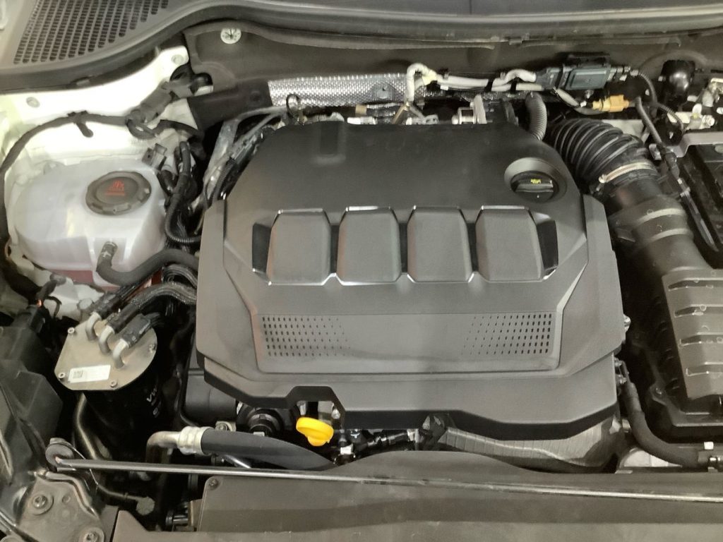 SKODA Karoq 2.0 TDI SCR DSG SportLine - 28
