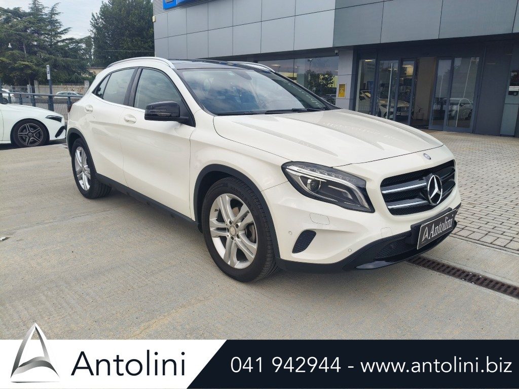 Scopri un'occasione autoMERCEDES-BENZ GLA 180 CDI Automatic Sport "TETTO PANORAMICO APRIBILE"da Antolini Venezia Mestre (VE)