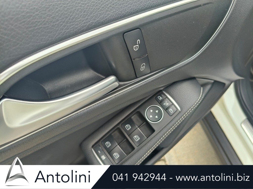 Scopri un'occasione autoMERCEDES-BENZ GLA 180 CDI Automatic Sport "TETTO PANORAMICO APRIBILE"da Antolini Venezia Mestre (VE)