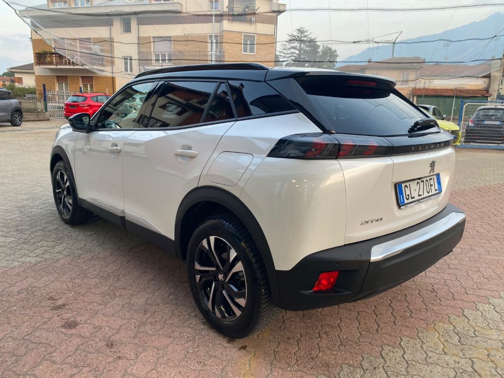 PEUGEOT 2008 PureTech Allure Pack BICOLOR*UNICO PROPRIETARIO - 4