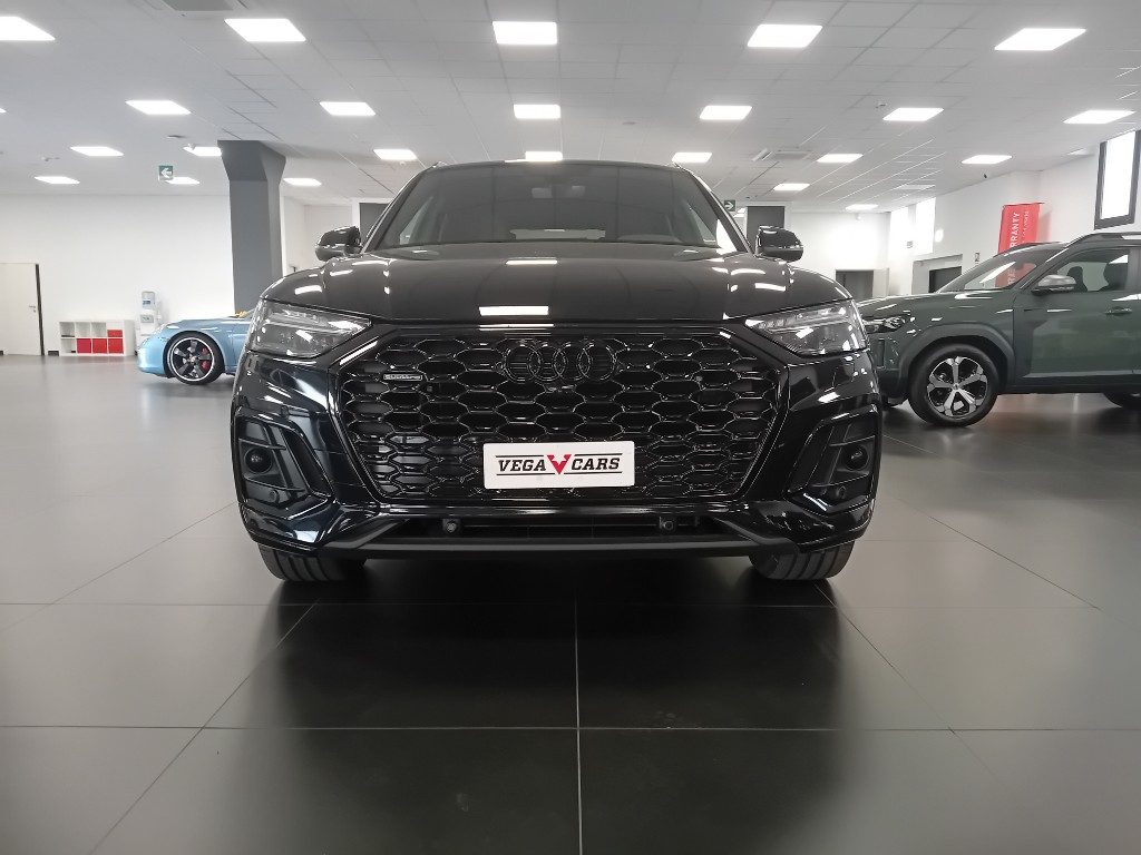 Clicca per ingrandire Q5 - 40 TDI 204 CV quattro S tronic black line edition