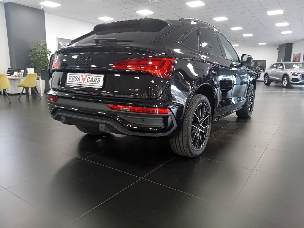 Clicca per ingrandire Q5 - 40 TDI 204 CV quattro S tronic black line edition