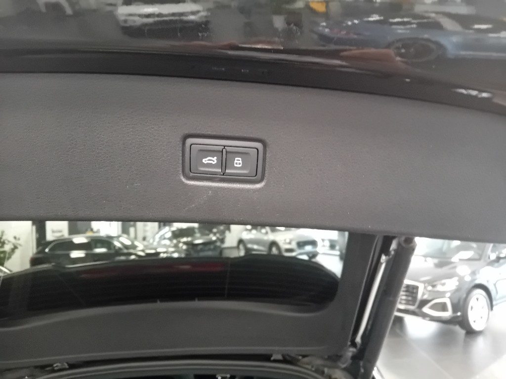 Clicca per ingrandire Q5 - 40 TDI 204 CV quattro S tronic black line edition